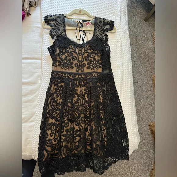 Yoana Baraschi | Dresses | Yoana Baraschi Black Lace Dress | Poshmark Yoana Baraschi | Dresses | Yoana Baraschi Black Lace Dress | Poshmark